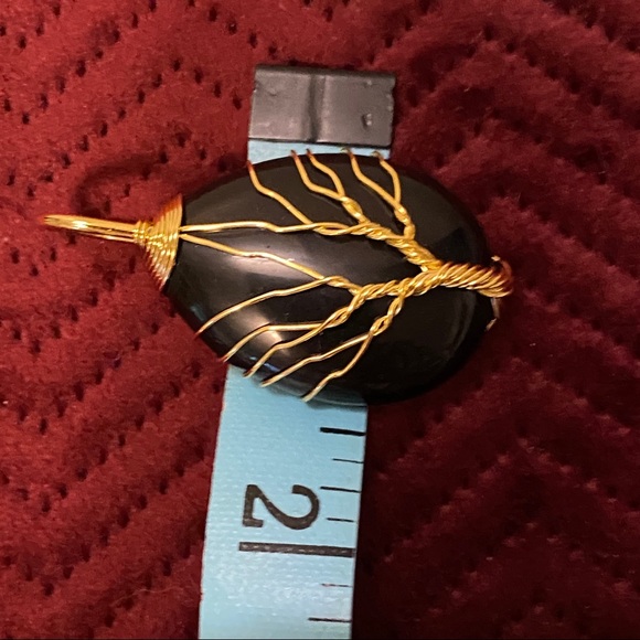 Gold wire wrapped black onyx pendant NEW with box - Picture 7 of 7